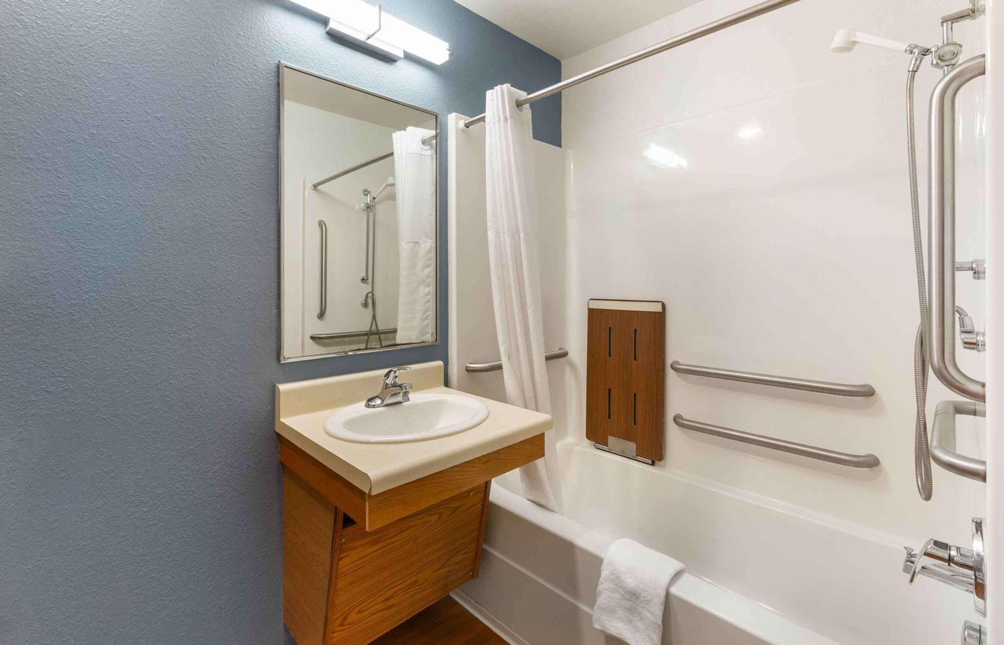 Extended Stay America Select Suites - Akron - South Portage Lakes Kültér fotó