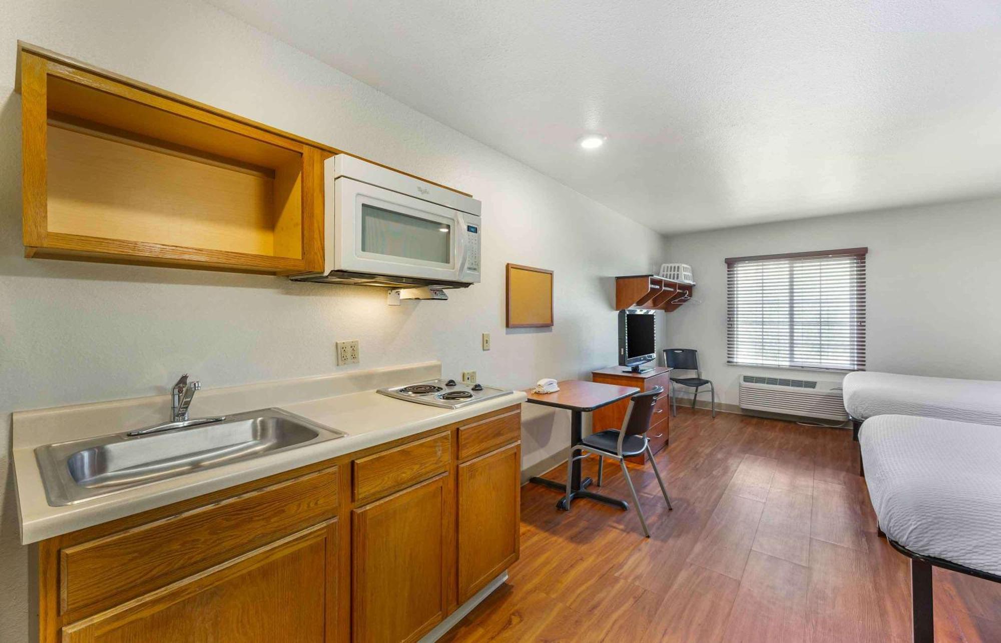 Extended Stay America Select Suites - Akron - South Portage Lakes Kültér fotó
